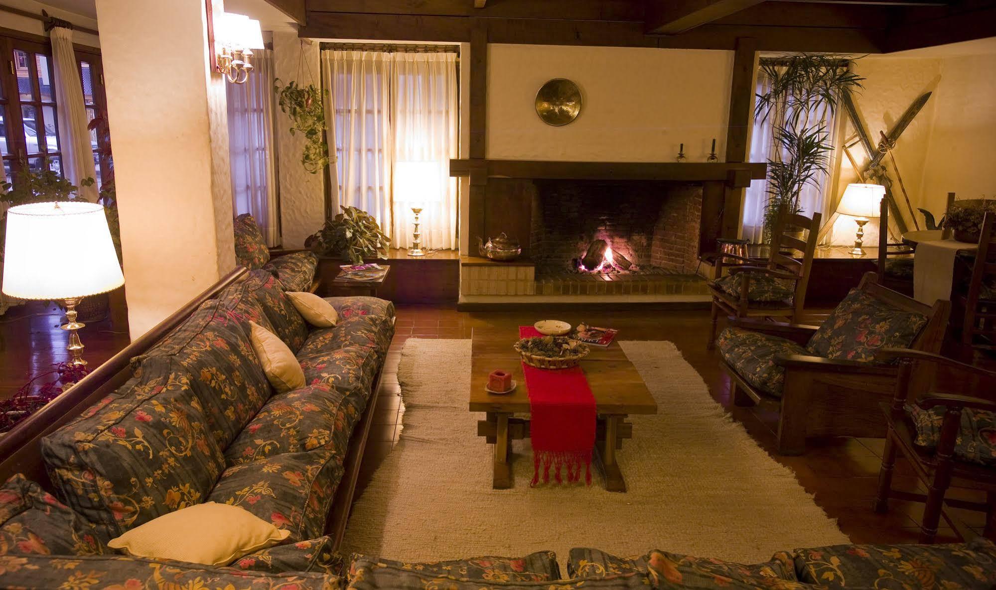 Del Viejo Esquiador Hotel San Martín de los Andes Buitenkant foto