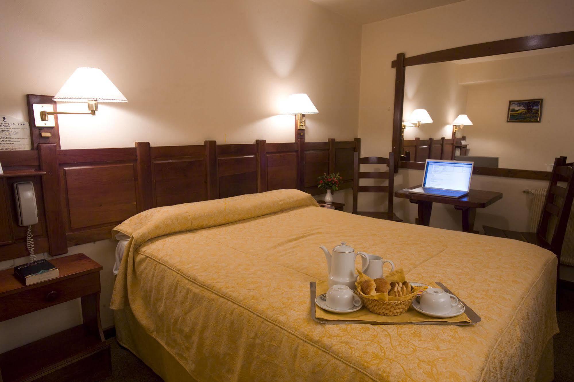 Del Viejo Esquiador Hotel San Martín de los Andes Buitenkant foto